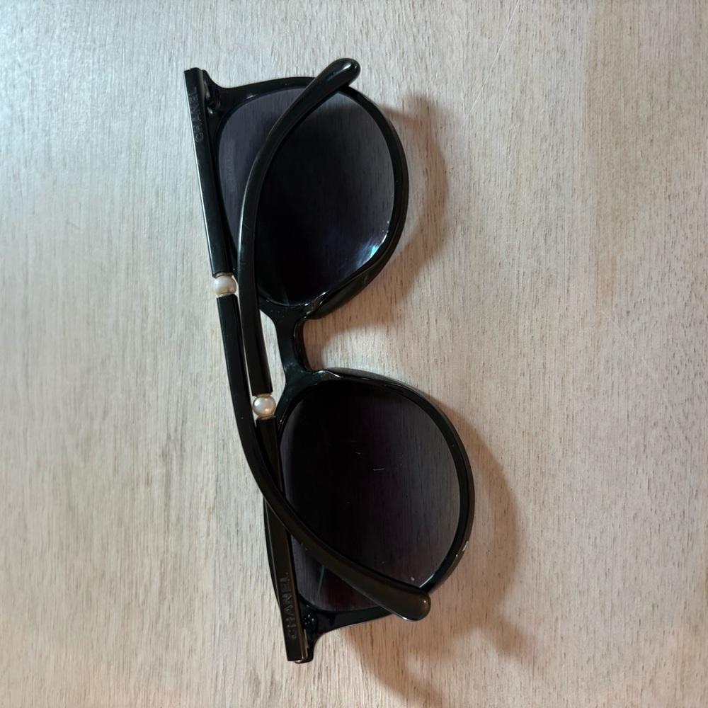 Chanel Sunglasses - Picture 6 of 11